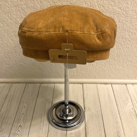 Woman’s Corduroy Cadet / Newsboy Hat - Picture 5 of 13